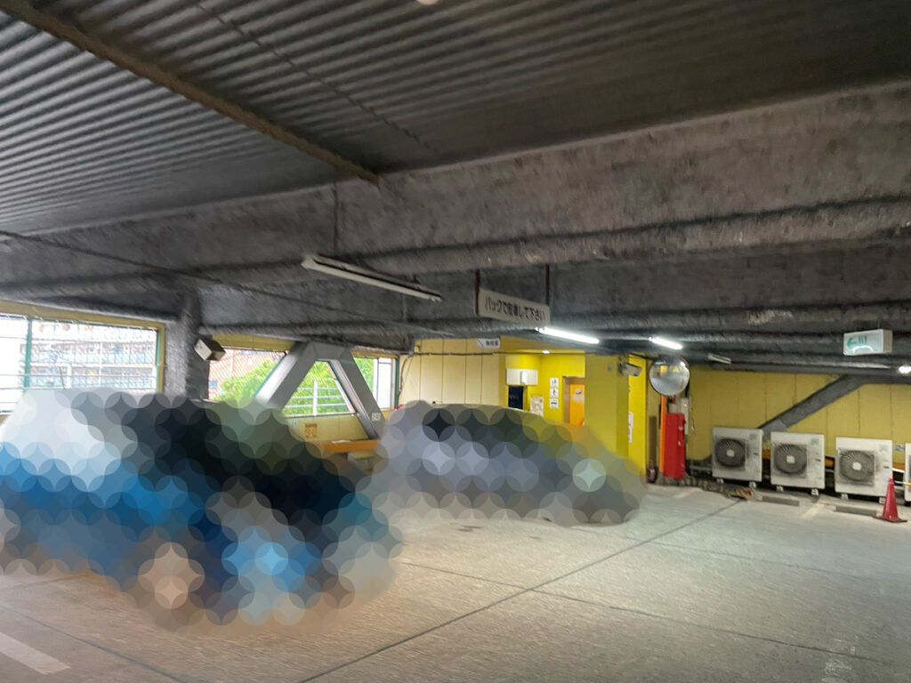立体駐車場の様子